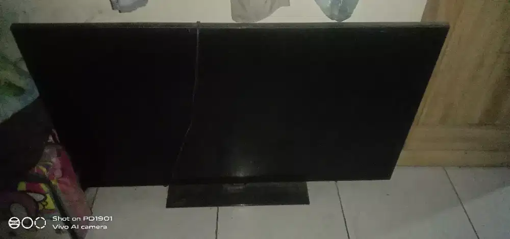 Tv samsung 50 in kondis mati