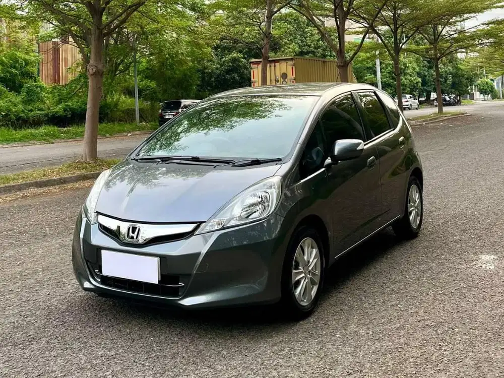 Honda Jazz S Matic / AT 2013 Abu-abu