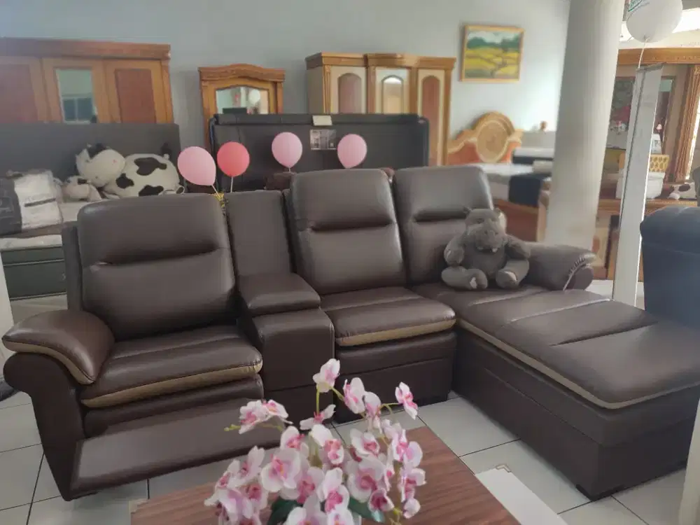 Furniture dan alat elektronik