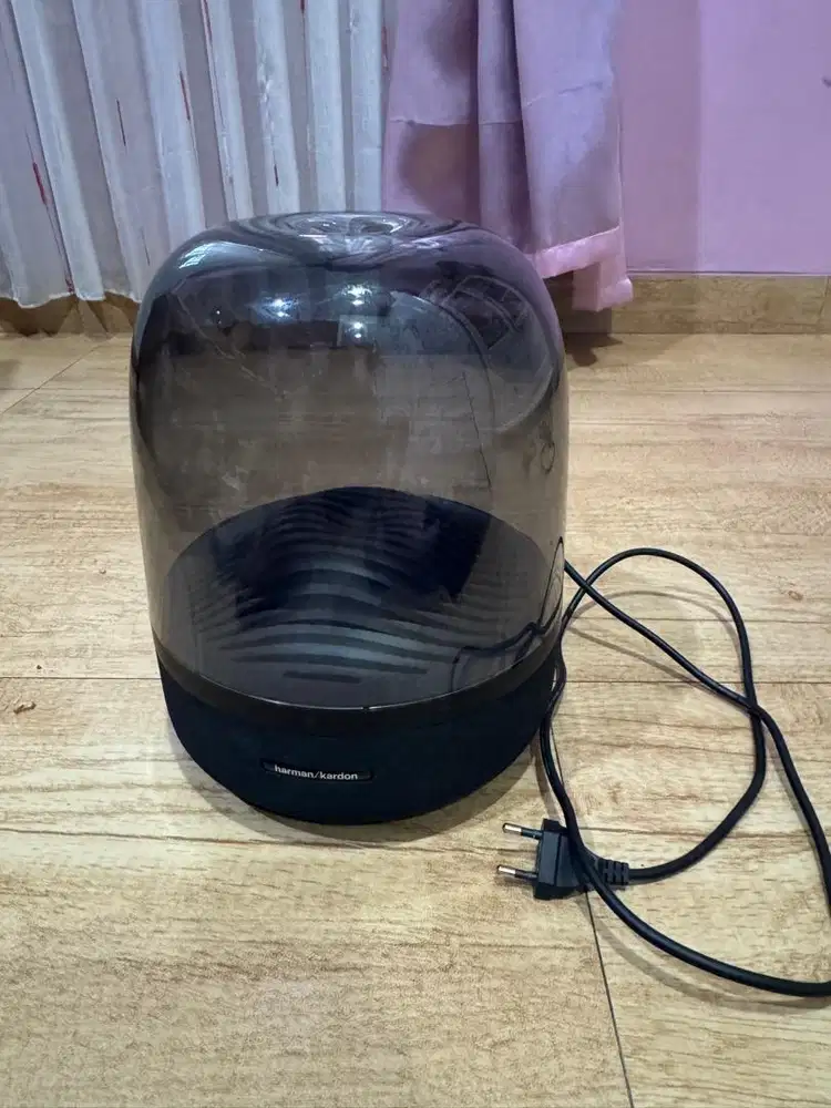 Harman kardon hk aura 3