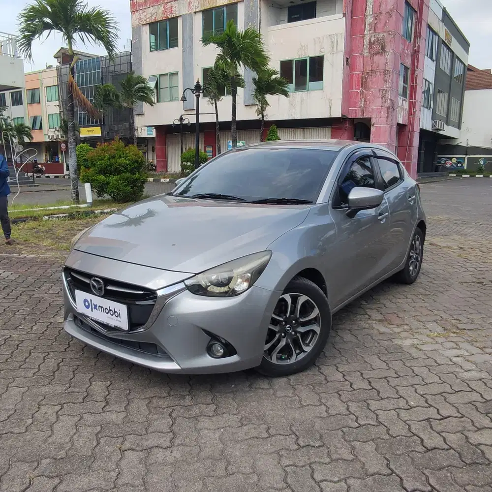 DP MURAH - Mazda 2 1.5 R Skyactiv Bensin-AT 2015