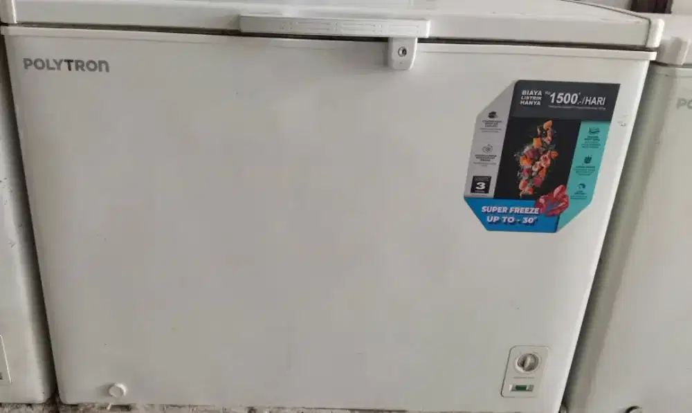 POLYTRON FREEZERBOX CHEST PCF 318