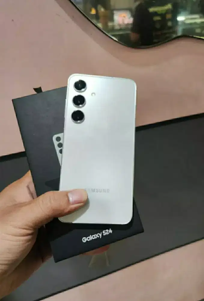 Samsung S24 8/256gb sein garansi on