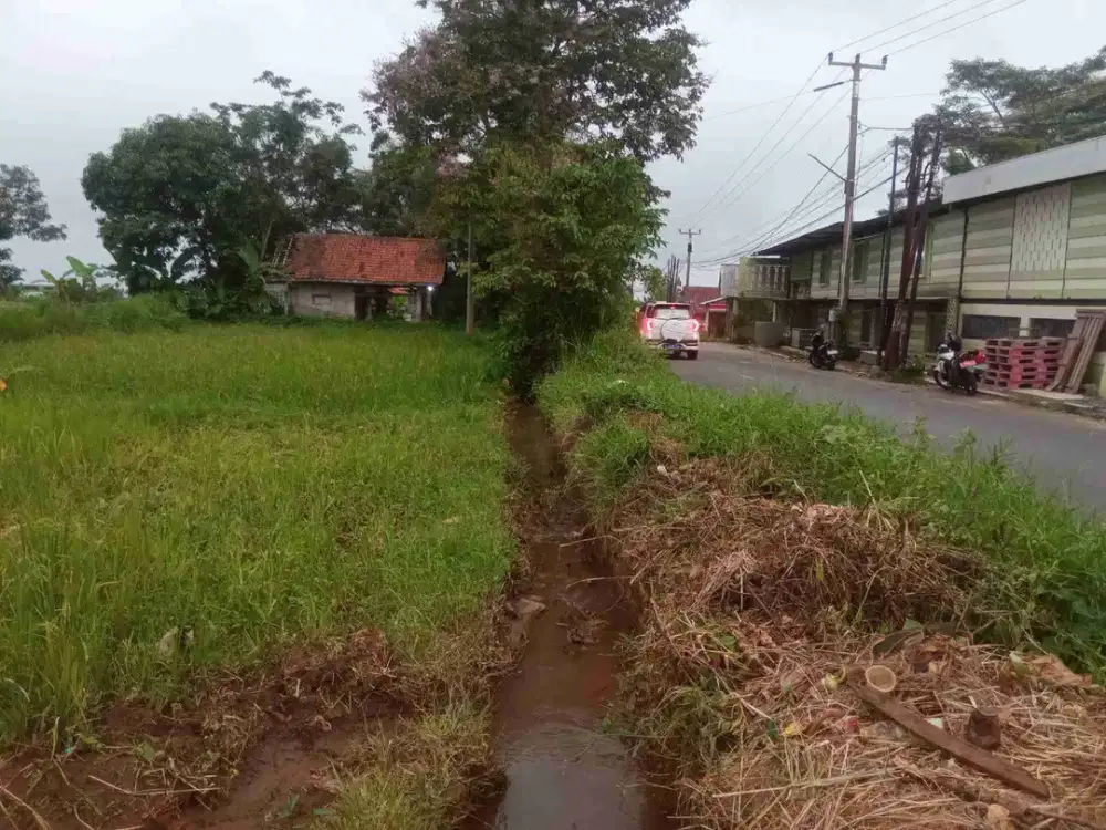Tanah 400 bata (5600)m2 di lengkong Kuningan Jabar dekat Jalan Raya provinsi