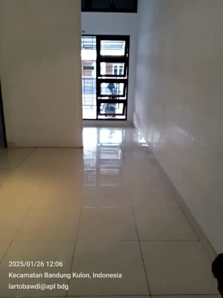 Rumah Taman Holis Indah II Siap Huni
Hadap Timur 