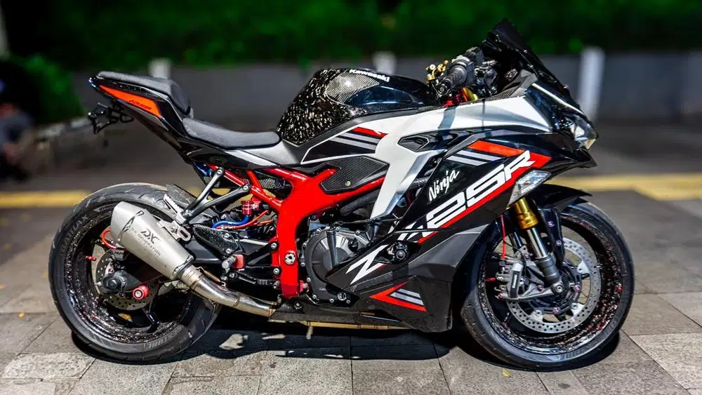 KAWASAKI ZX25R ABS QS 2020 FULL PAPER