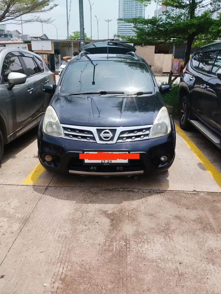 Nissan Livina 2009 Bensin