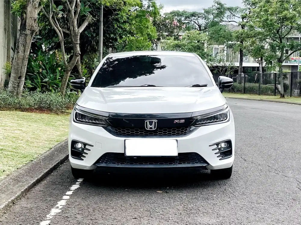 TDP45JT |Honda City 1.5 RS Hatchback AT Bensin 2021 /2022 Warna Putih