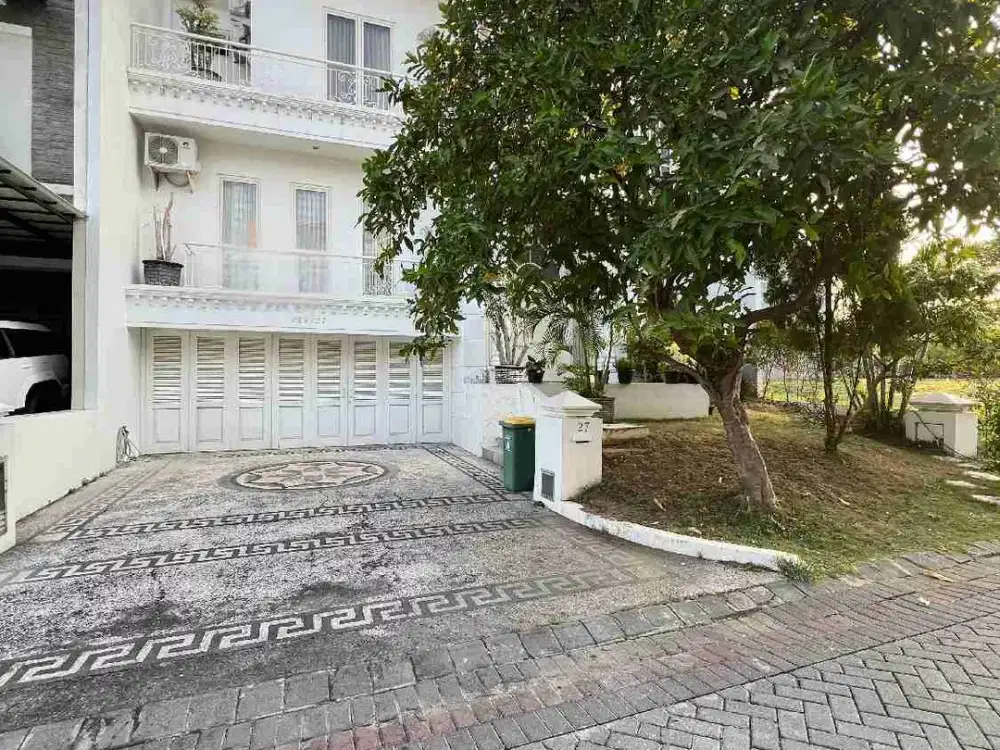 Dijual Rumah Siap Huni Pakuwon Indah Split Level Classic Surabaya Barat Dekat Pakuwon Mall Graha Famili