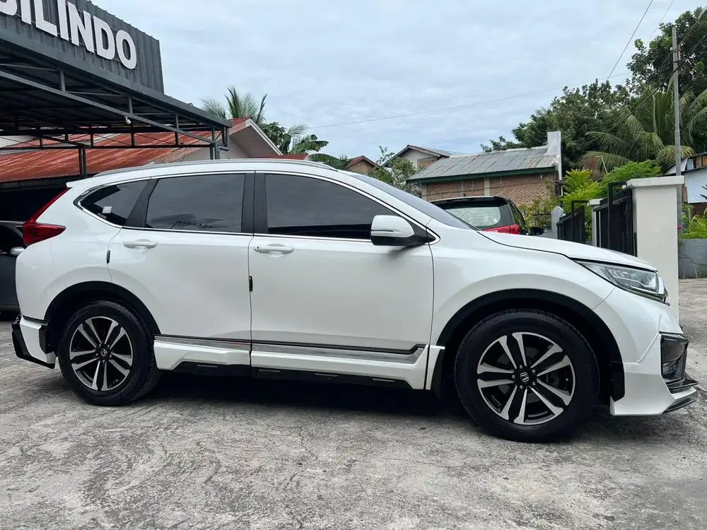CRV 1.5 Prestige Turbo 2017 pemakaian 2018 kondisi istimewa