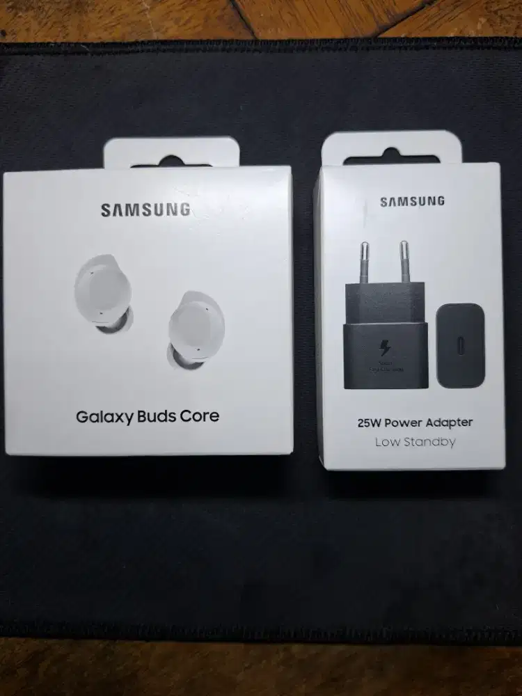 Samsung Galaxy Buds Core + Adaptor 25 watt