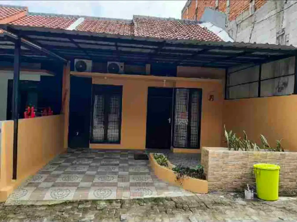 Town House Mutiara Pasir Kuda