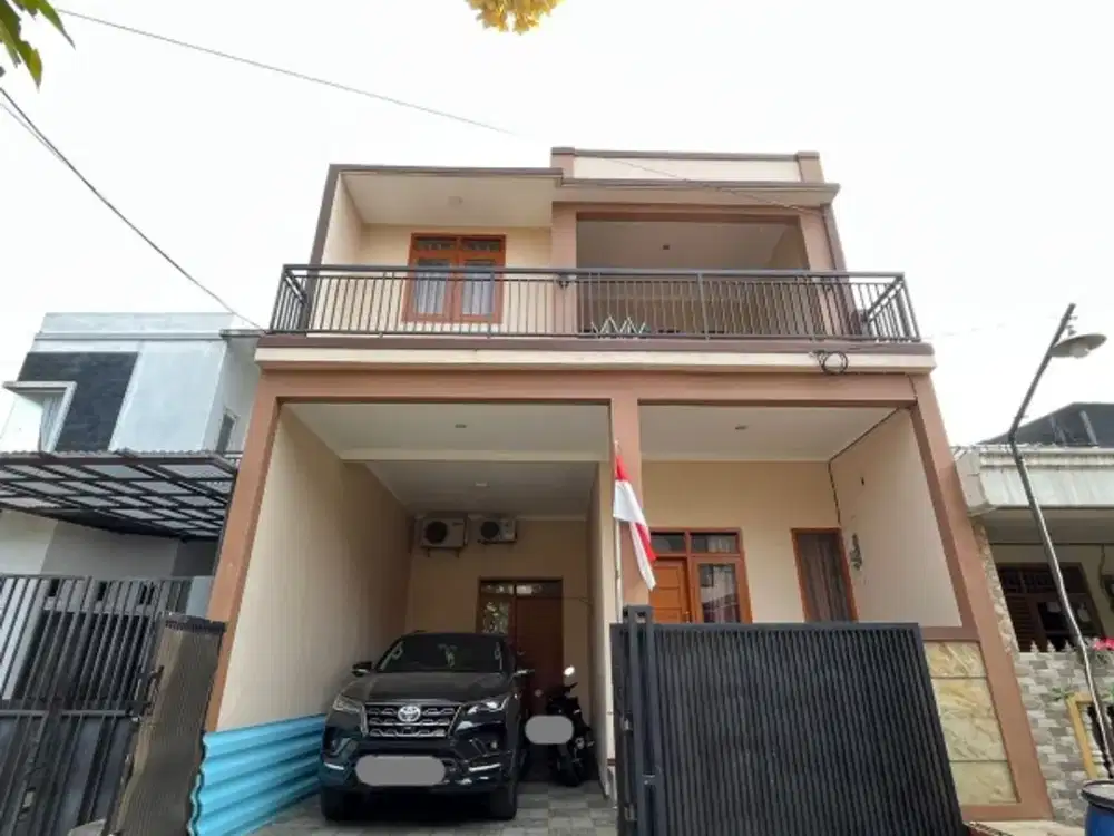 Rumah bebas banjir di komplek Villa Mutiara Ciputat