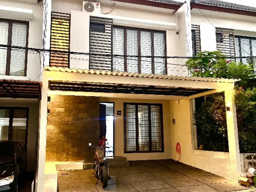 Rumah siap huni 2 lantai di cluster jalan menjangan