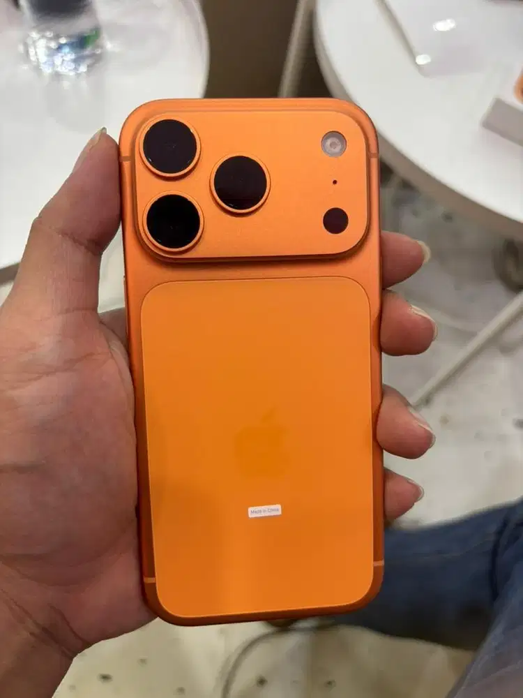 Iphone 17 pro 256GB Cosmic Orange
