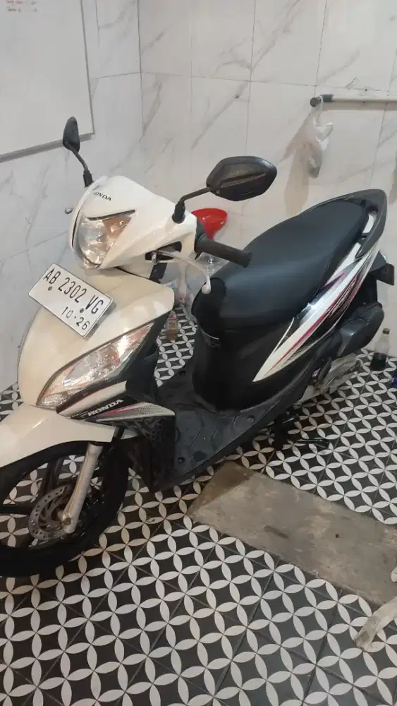 Honda spacy 2011