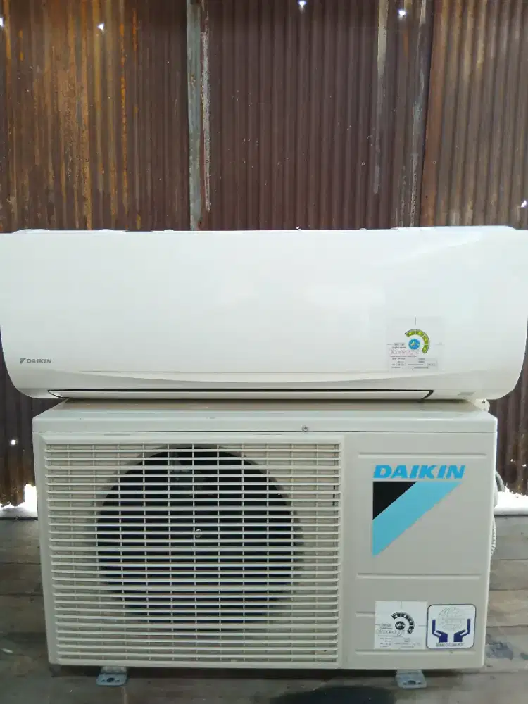 JUAL AC 1/2 PK BEKAS BERGARANSI