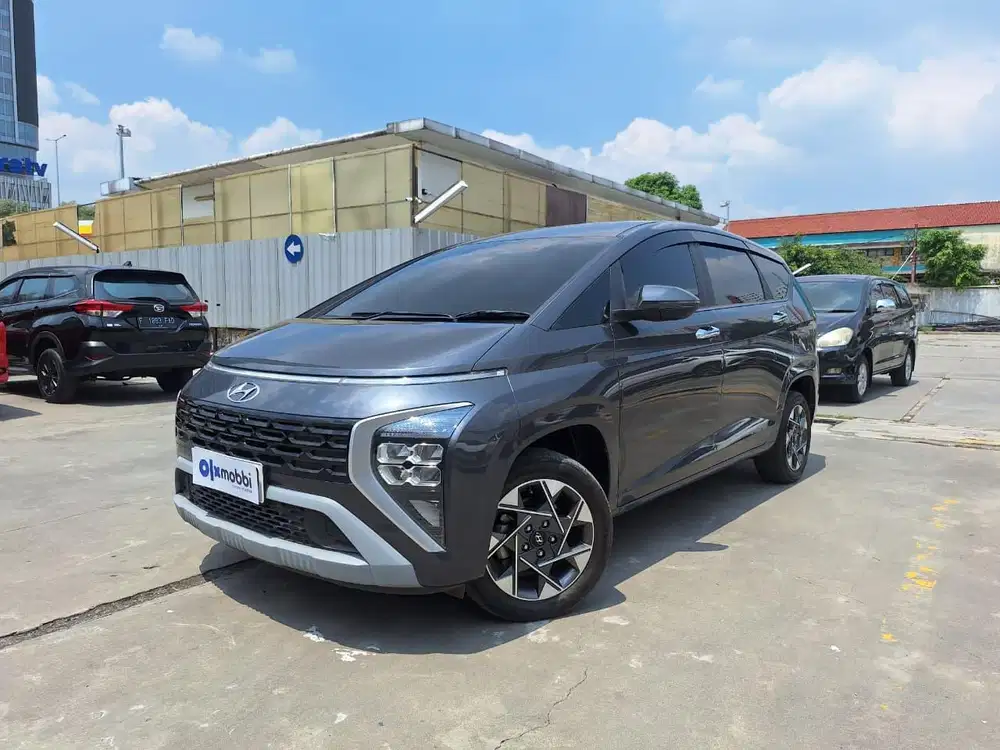Pajak Panjang - Hyundai Stargazer 1.5 Prime Bensin-AT 2022