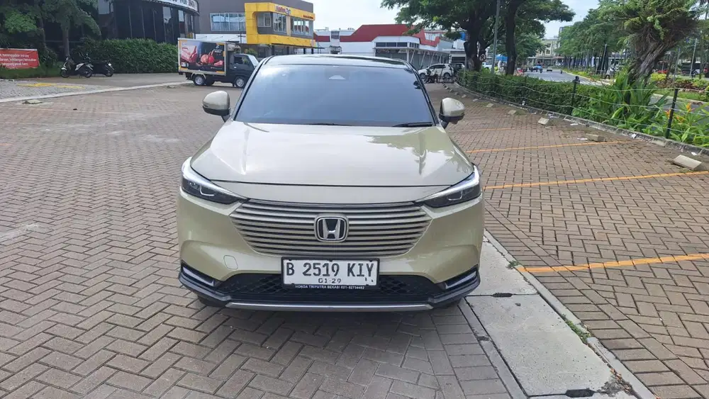 Honda HRV SE AT 2023 Coklat