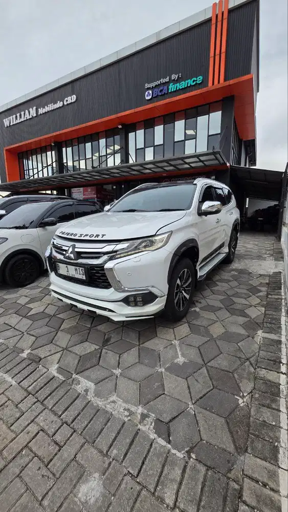 Mitsubishi Pajero Sport Dakar 2.4L Diesel A/T 2018