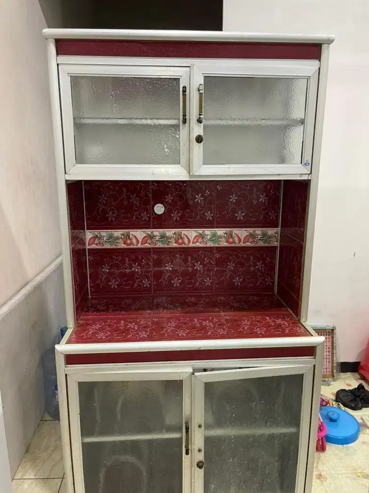 Rak Lemari Kaca / Rak Piring