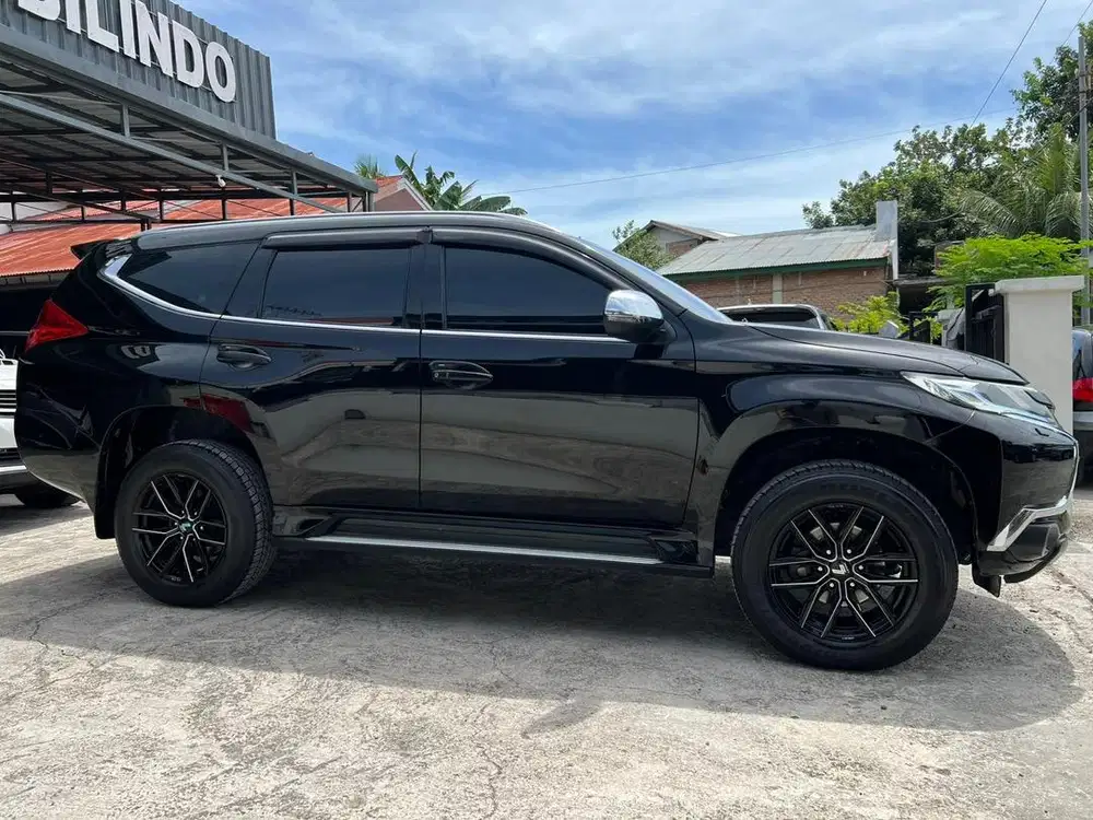 Pajero Sport Dakar Automatic 2017