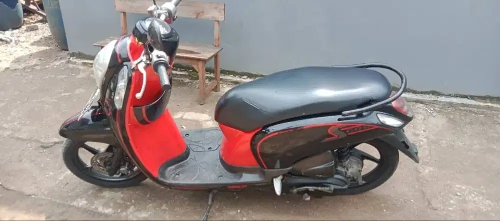 Honda Scoopy standar