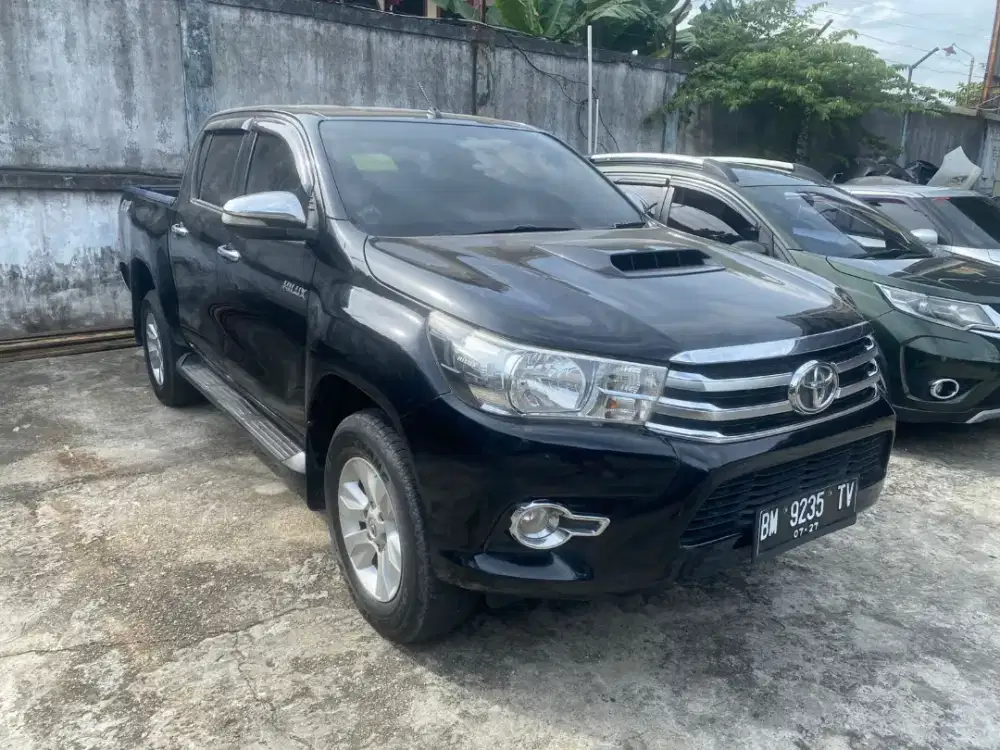 Sedia Toyota Hilux G 2017