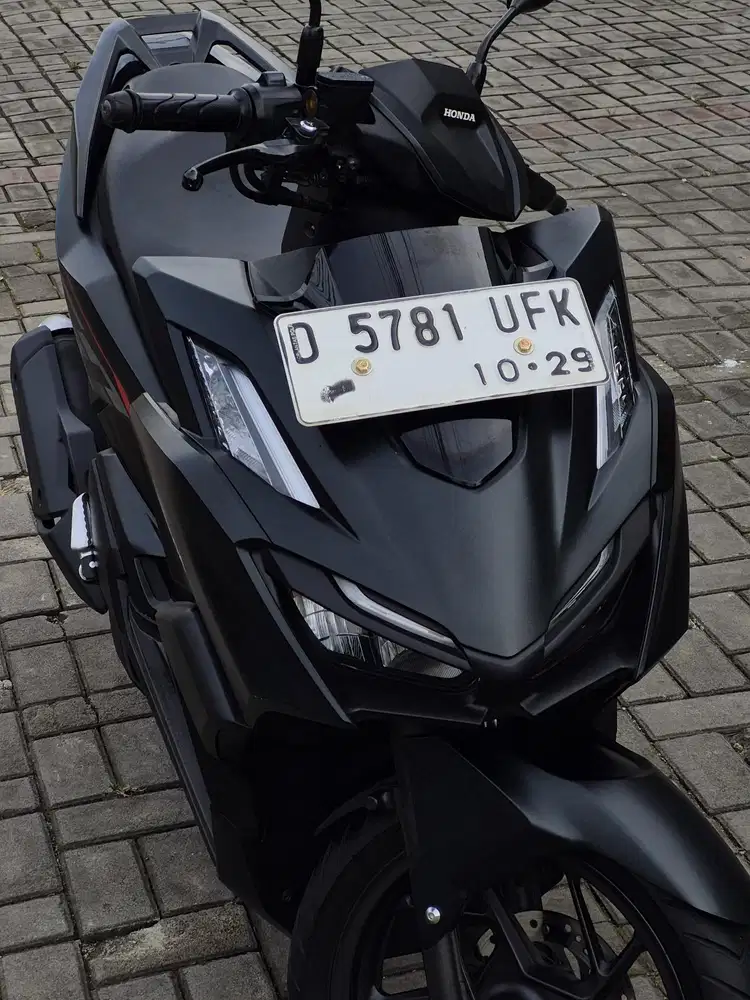 HONDA VARIO 160 CBS  2024 KM 13RB DP DI ANGKAT 1,5JT