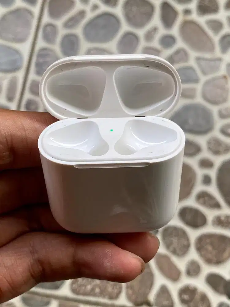 Dock charger airpods gen 1 , normal