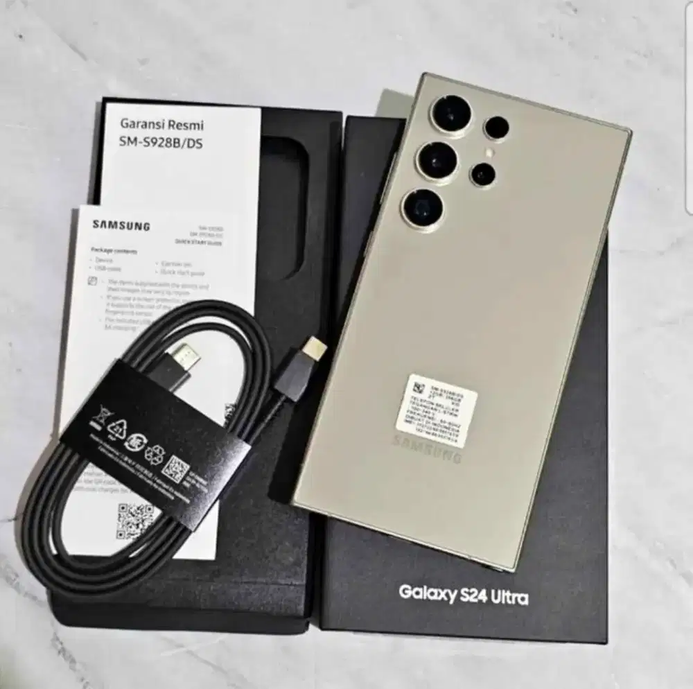 SAMSUNG S24 Ultra 12/256gb Gray  garansi on november 2026