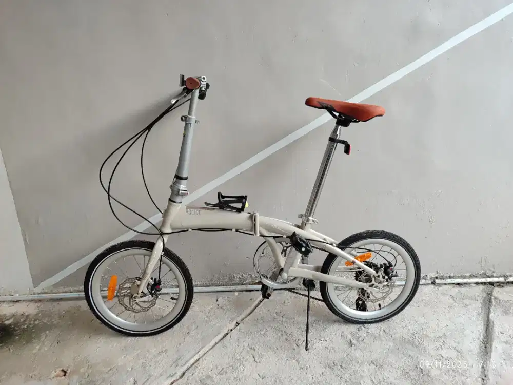 Sepeda Lipat Element Police Milan 8 speed (16 inch) second