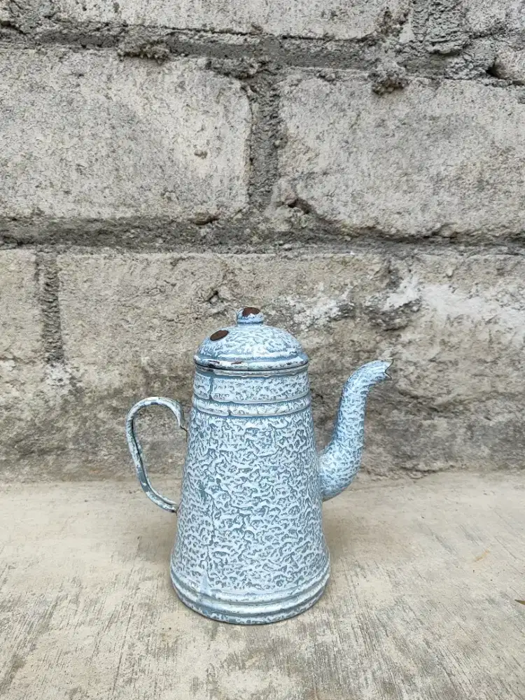 Teko enamel blirik jadul dan lawas