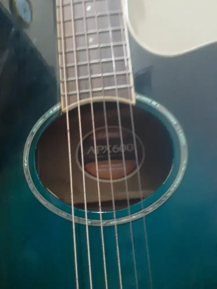 Gitar YAMAHA APX 600 original