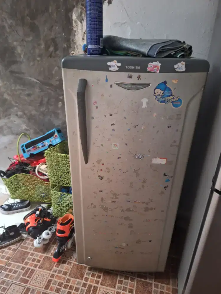 Kulkas mitsubisi frezzer