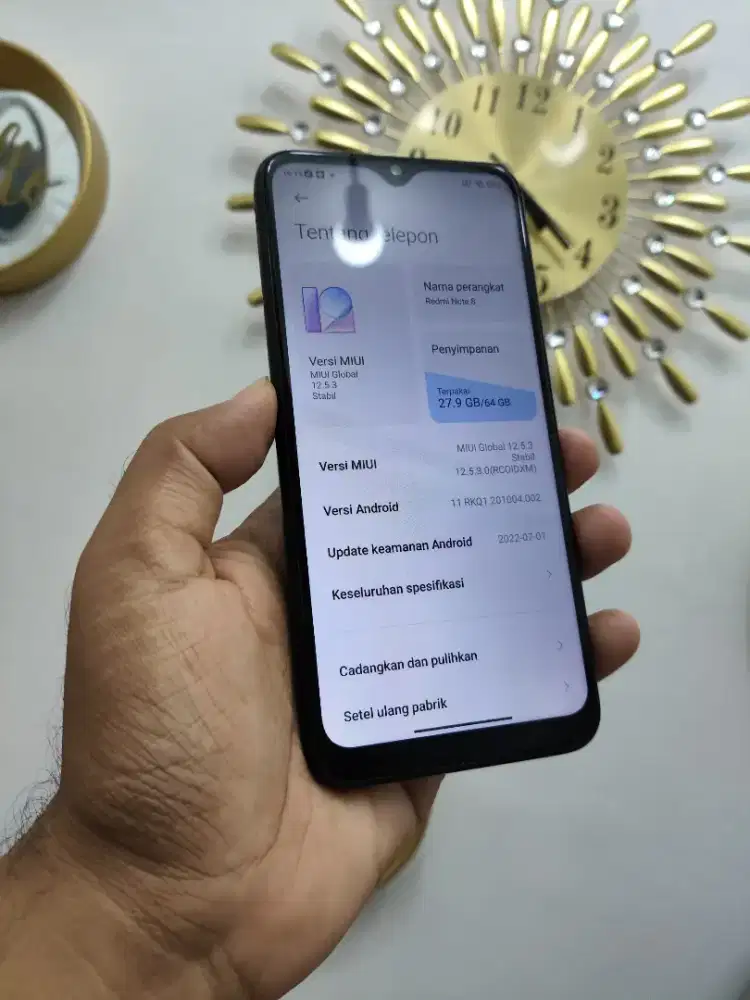 Jual hp redmi note 8, 4+1/64, warna hitam, nego