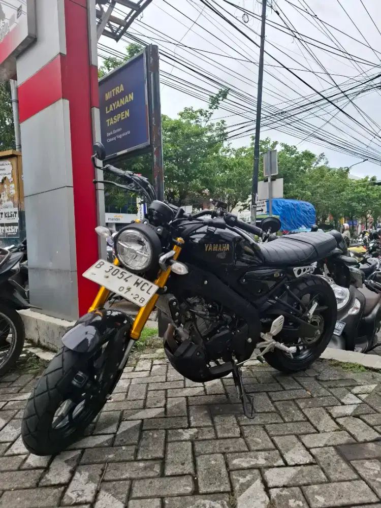 Dijual Yamaha XSR 155  warna hitam