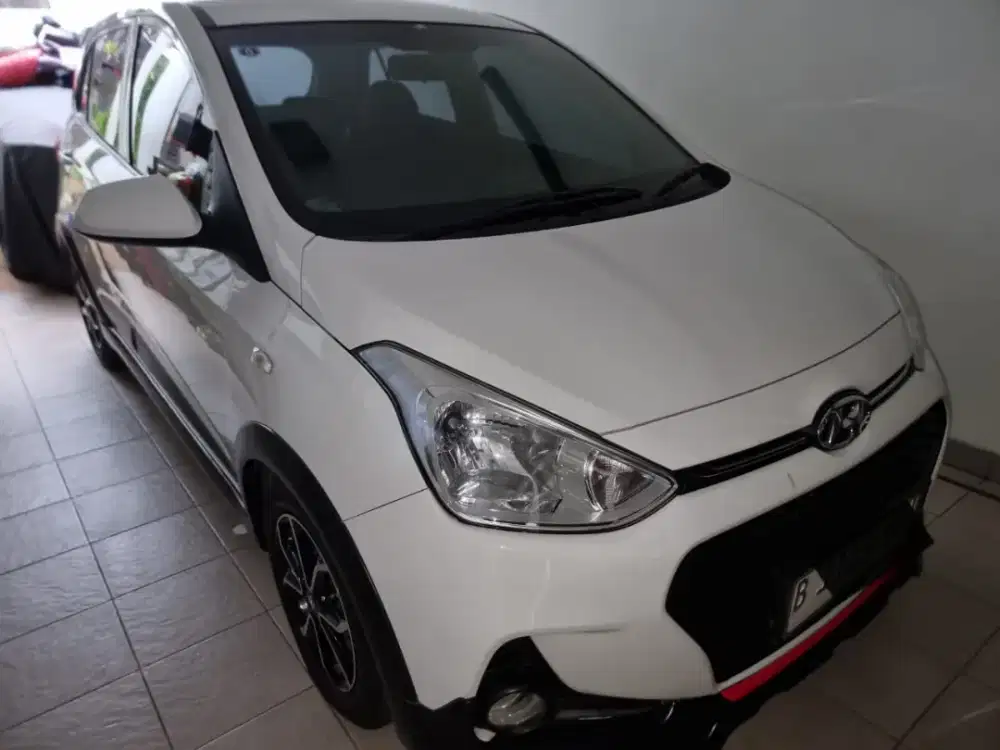 Cash hyundai grand i10 type x matic istimewa