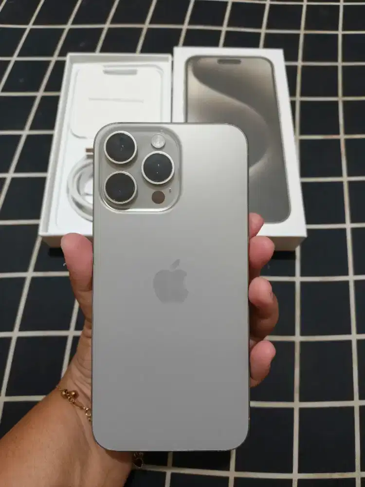 IPHONE 15 PRO MAX 256GB INTER