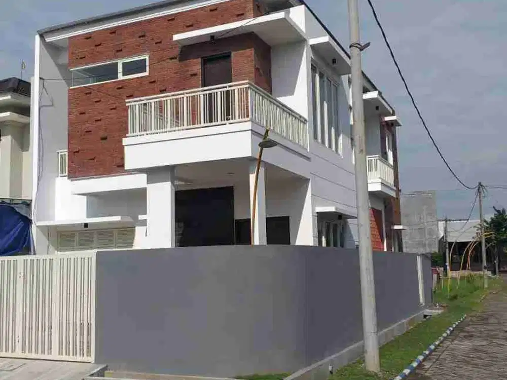 *DIJUAL RUMAH BARU CASA VERANZA, TAMAN PINANG, SIDOARJO*