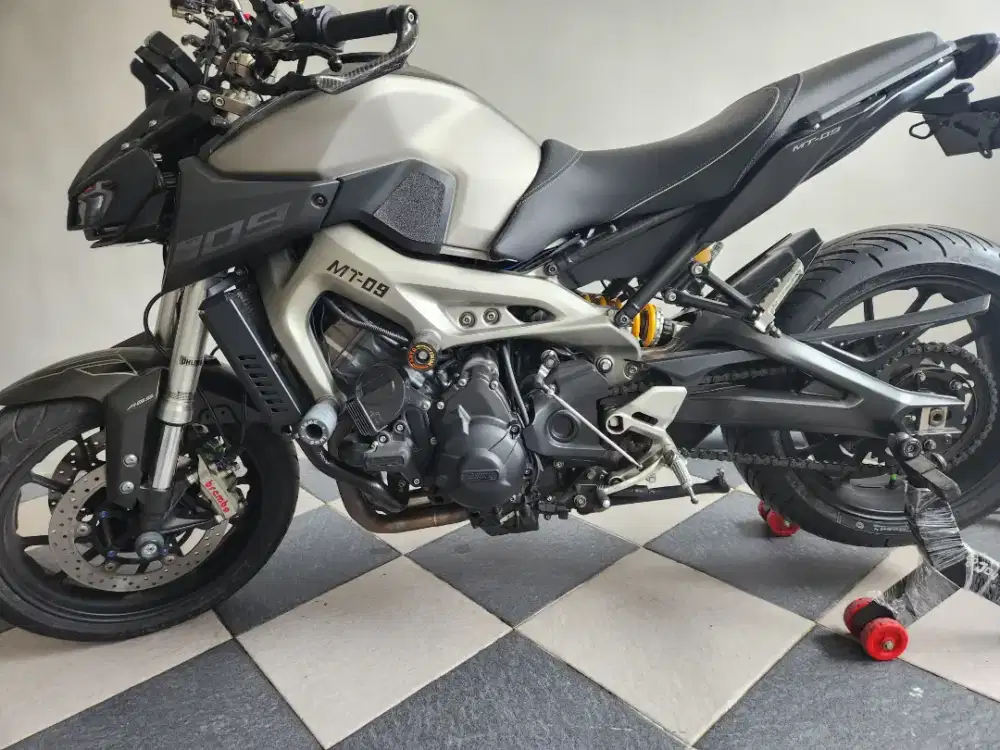 Dijual Yamaha MT09