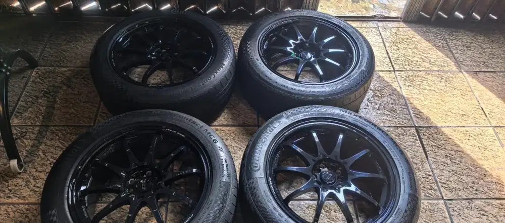 Velg R18 Replika Rays CE28