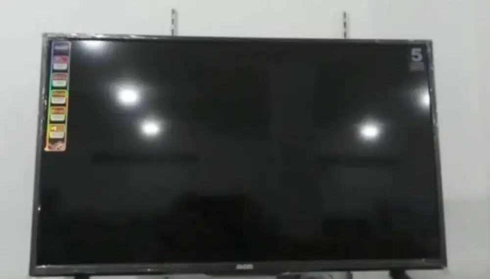 Tv Akari 32 inch no minus siap pake