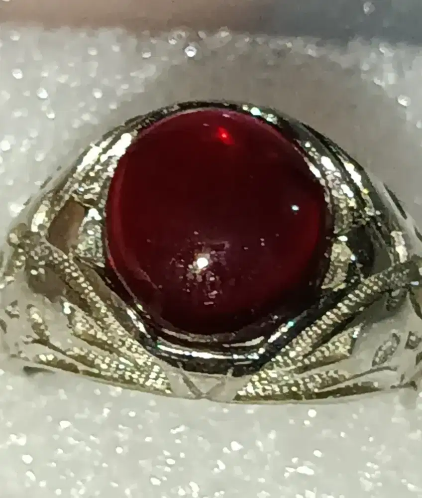 JUAL CINCIN BATU PERMATA GARNET BLACK MAMBA( barang langka)