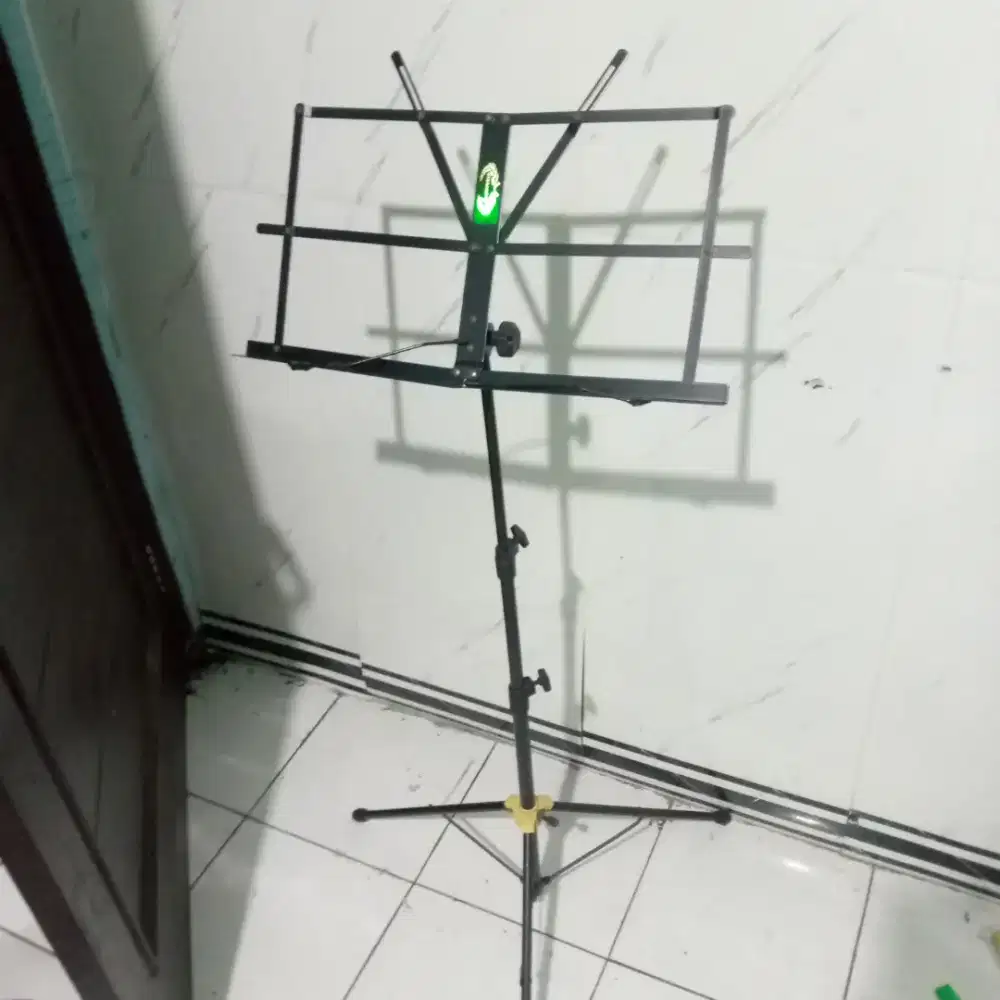 STAIND BOK MASIH MULUS