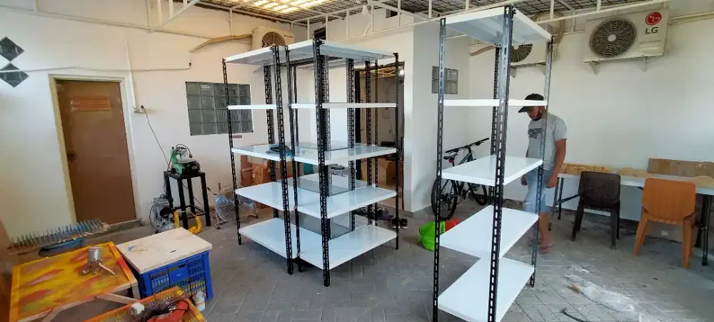 Rak besi siku ful besi serbaguna