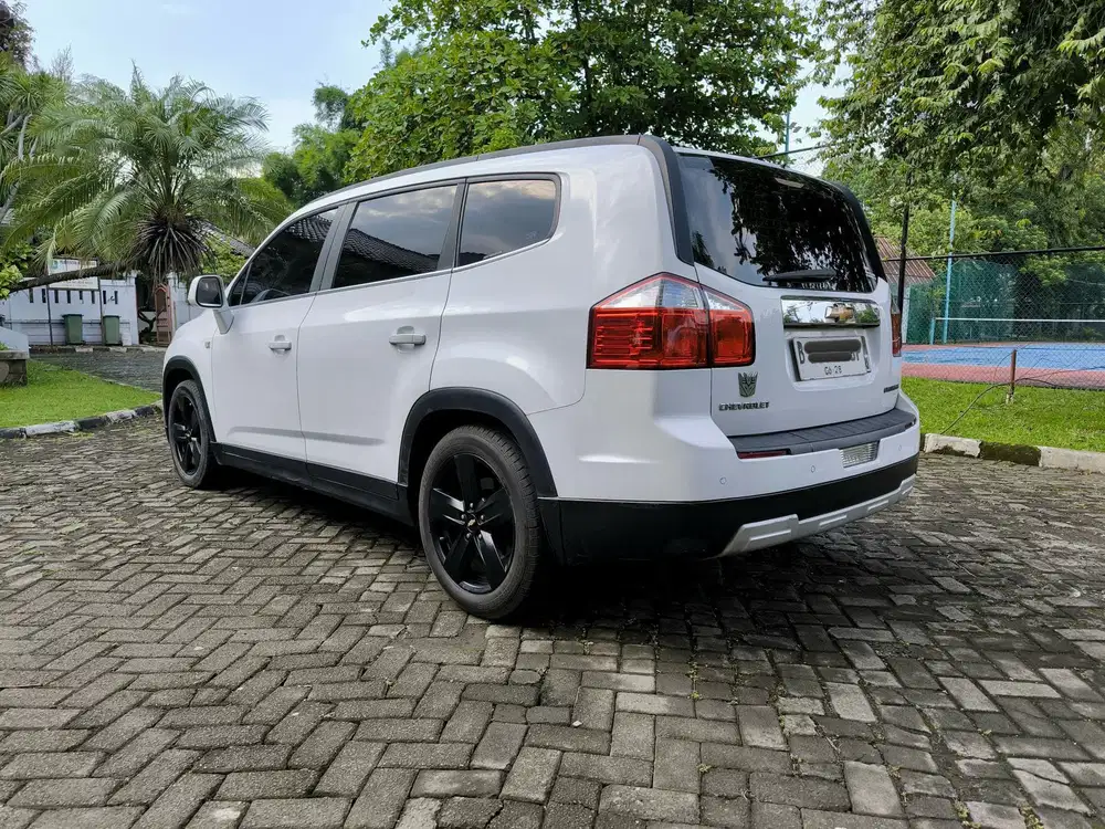 Chevrolet Orlando 2012 Bensin