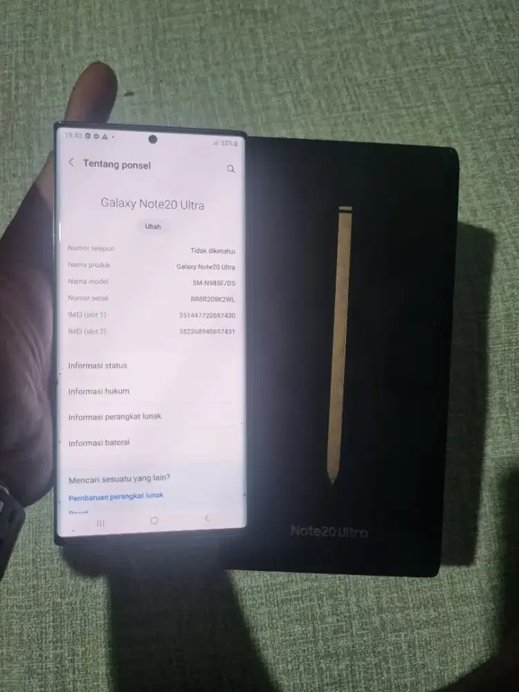 Samsung Note 20 Ultra Sein 8+8/256
MULUS.
minus DOT kecil