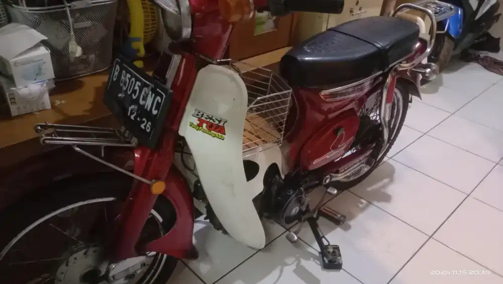 Dijual motor kastem Honda c70