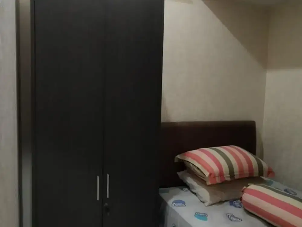 Disewakan apartemen Benson 2 BR full furnish Lt 7 hanya 60jt/th